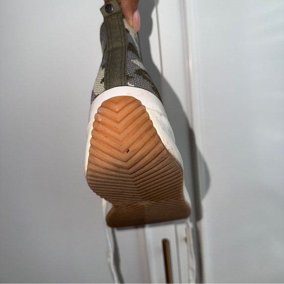 Steve Madden Olive Camouflage Platform Sneakers - Picture 5 of 5